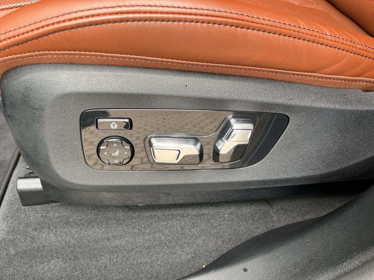 Originalaufnahme des Fahrzeugs