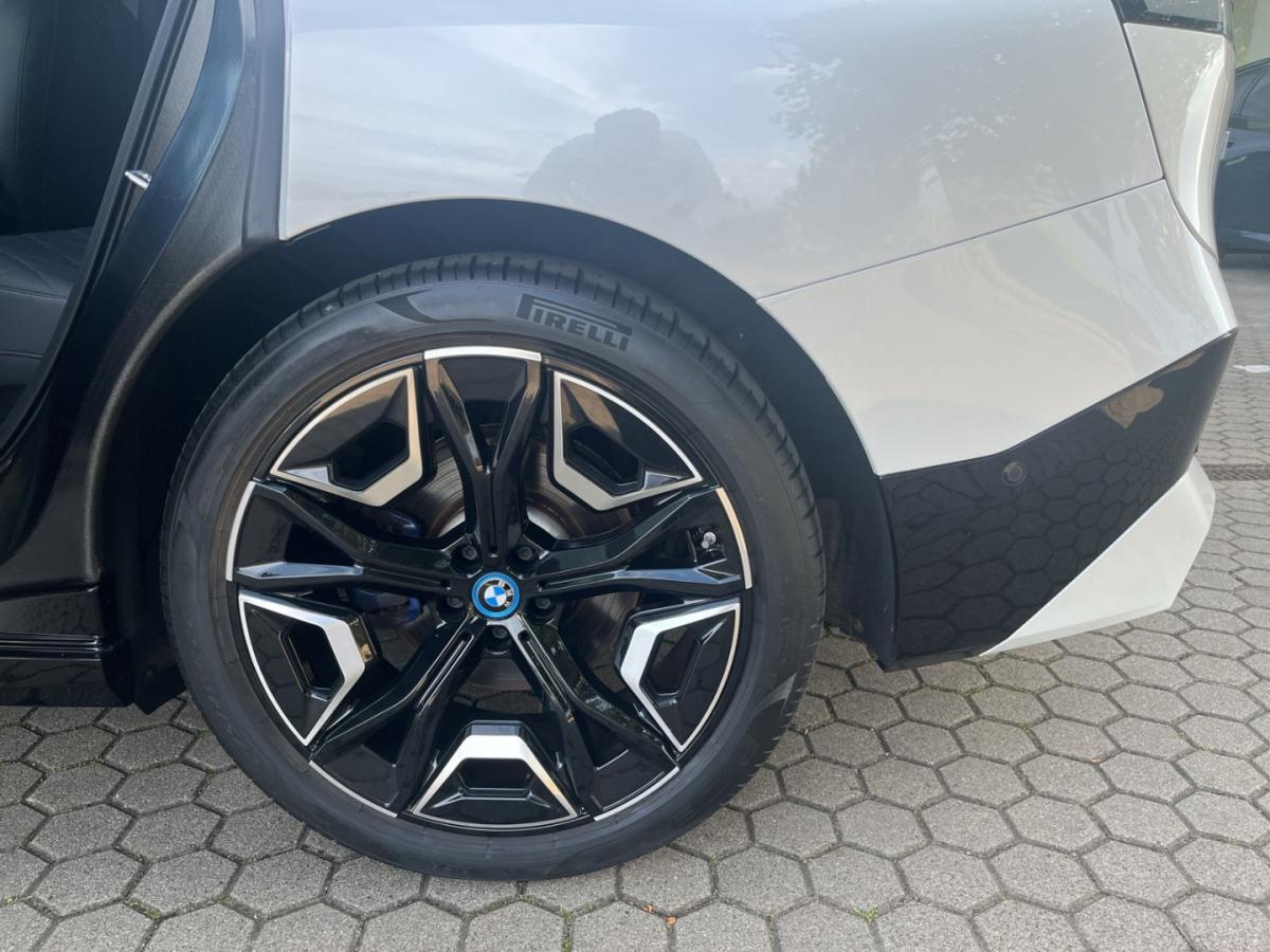 Originalaufnahme des Fahrzeugs