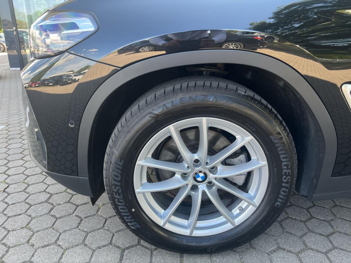 Originalaufnahme des Fahrzeugs Originalaufnahme des Fahrzeugs