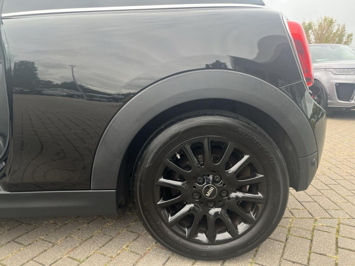 Originalaufnahme des Fahrzeugs Originalaufnahme des Fahrzeugs