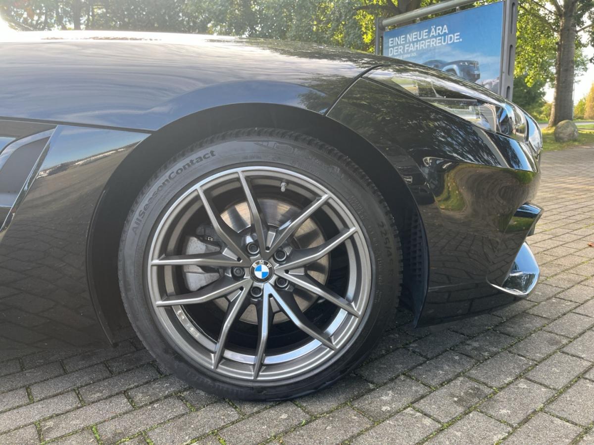 Originalaufnahme des Fahrzeugs Originalaufnahme des Fahrzeugs