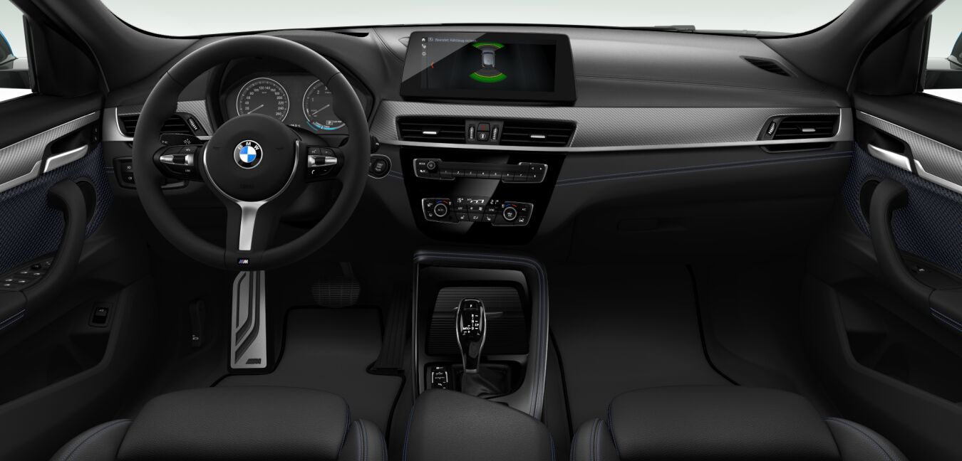 BMW BMW X im Innenraum von vorne