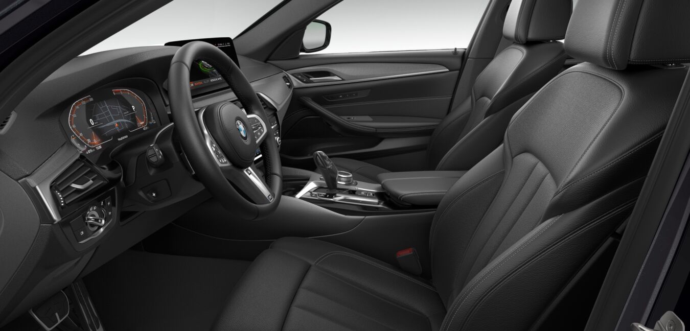 BMW BMW 5er im Innenraum seitlich BMW BMW 5er im Innenraum seitlich