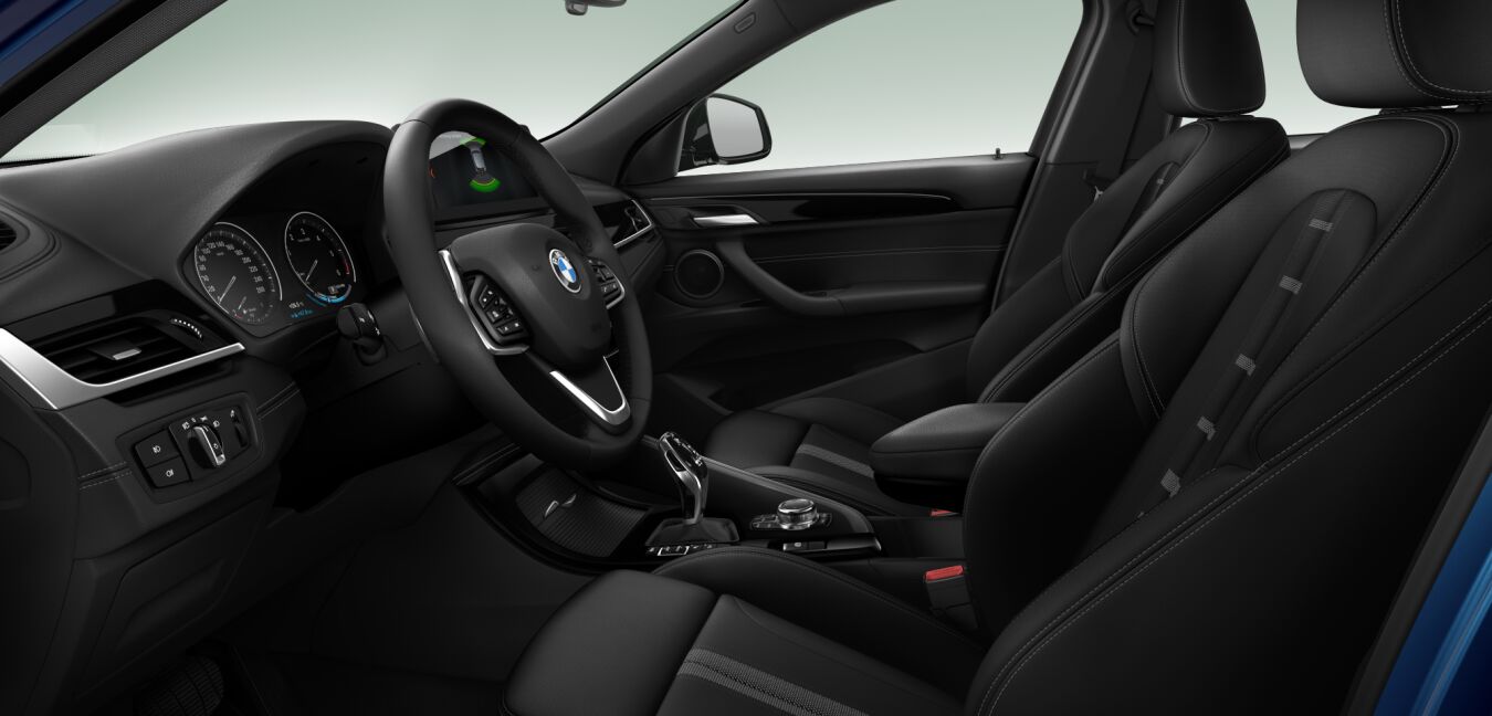 BMW BMW X im Innenraum seitlich BMW BMW X im Innenraum seitlich
