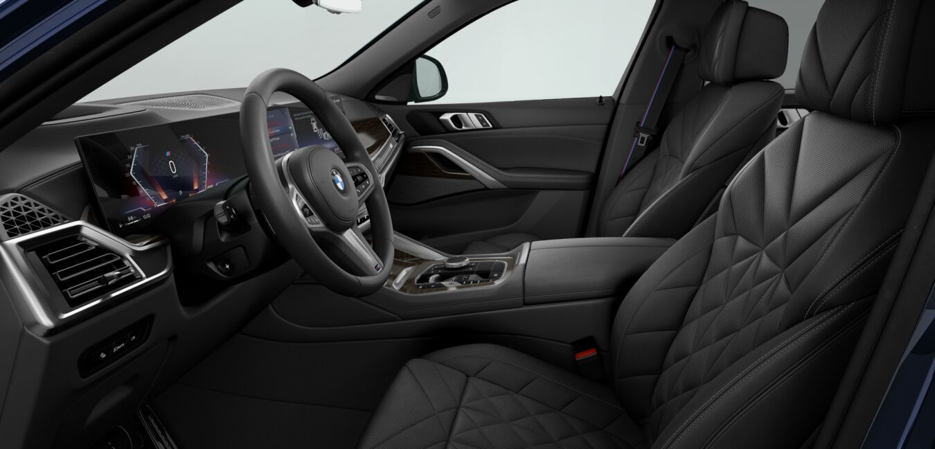 BMW BMW X im Innenraum seitlich