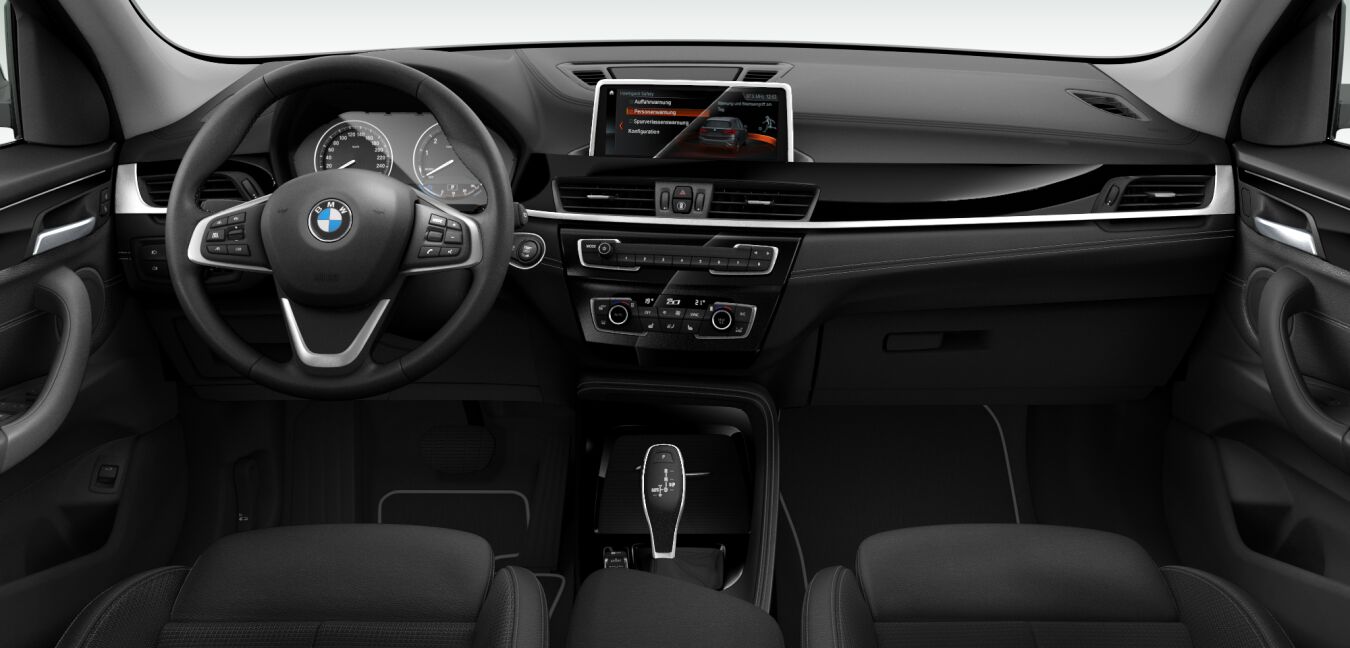 BMW BMW X im Innenraum von vorne