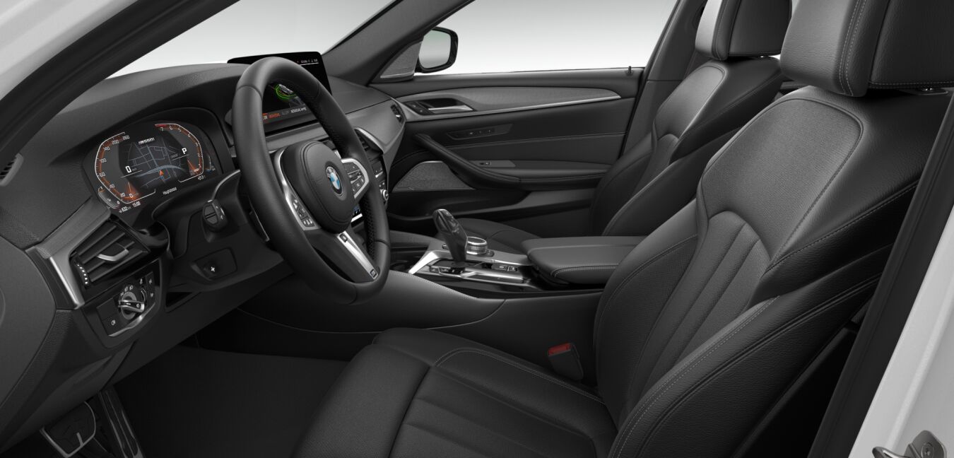 BMW BMW 5er im Innenraum seitlich BMW BMW 5er im Innenraum seitlich