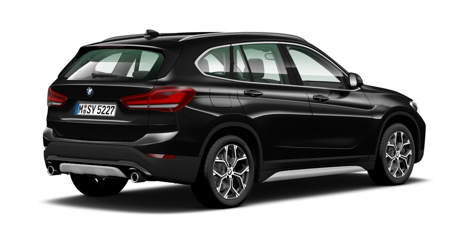 BMW BMW X in Schwarz von hinten