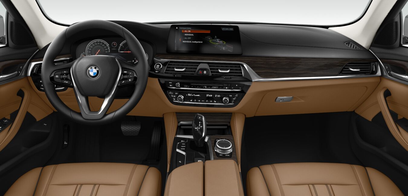 BMW BMW 5er im Innenraum von vorne BMW BMW 5er im Innenraum von vorne