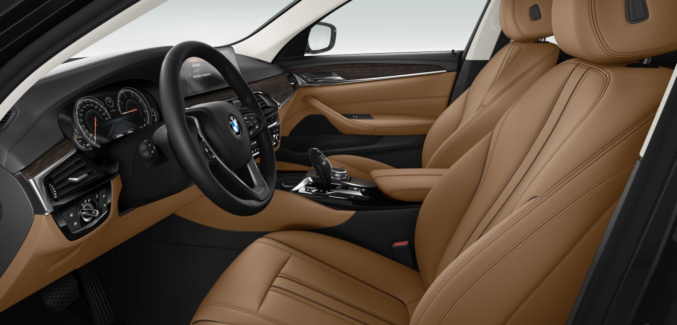 BMW BMW 5er im Innenraum seitlich BMW BMW 5er im Innenraum seitlich