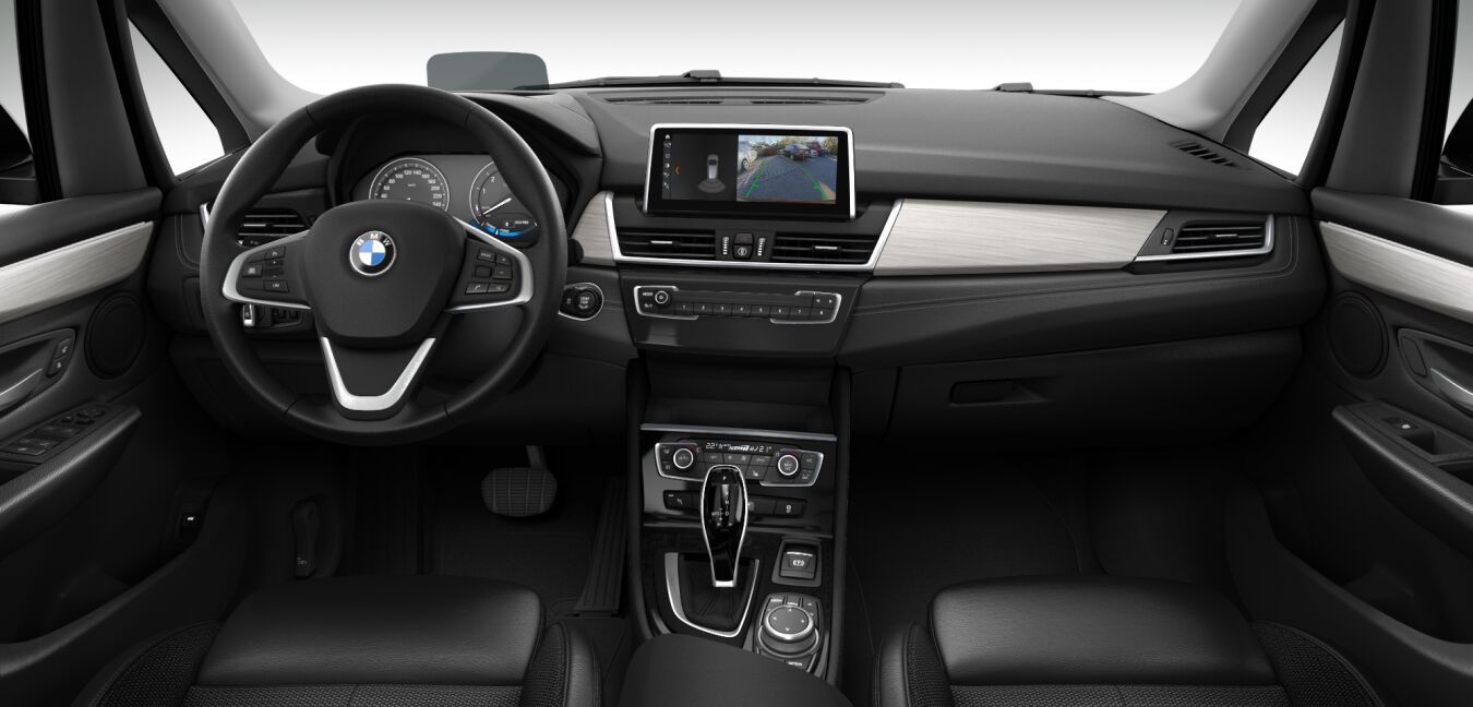 BMW BMW 2er im Innenraum von vorne
