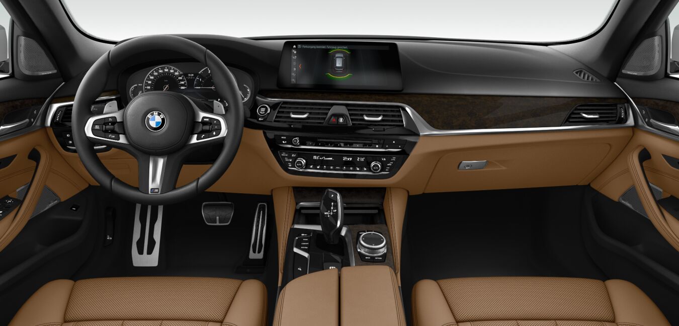 BMW BMW 5er im Innenraum von vorne