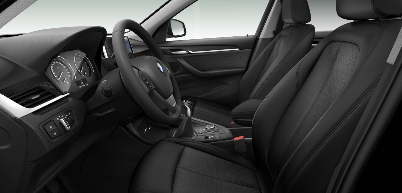 BMW BMW X im Innenraum seitlich