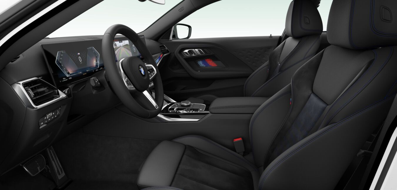 BMW BMW 2er im Innenraum seitlich BMW BMW 2er im Innenraum seitlich