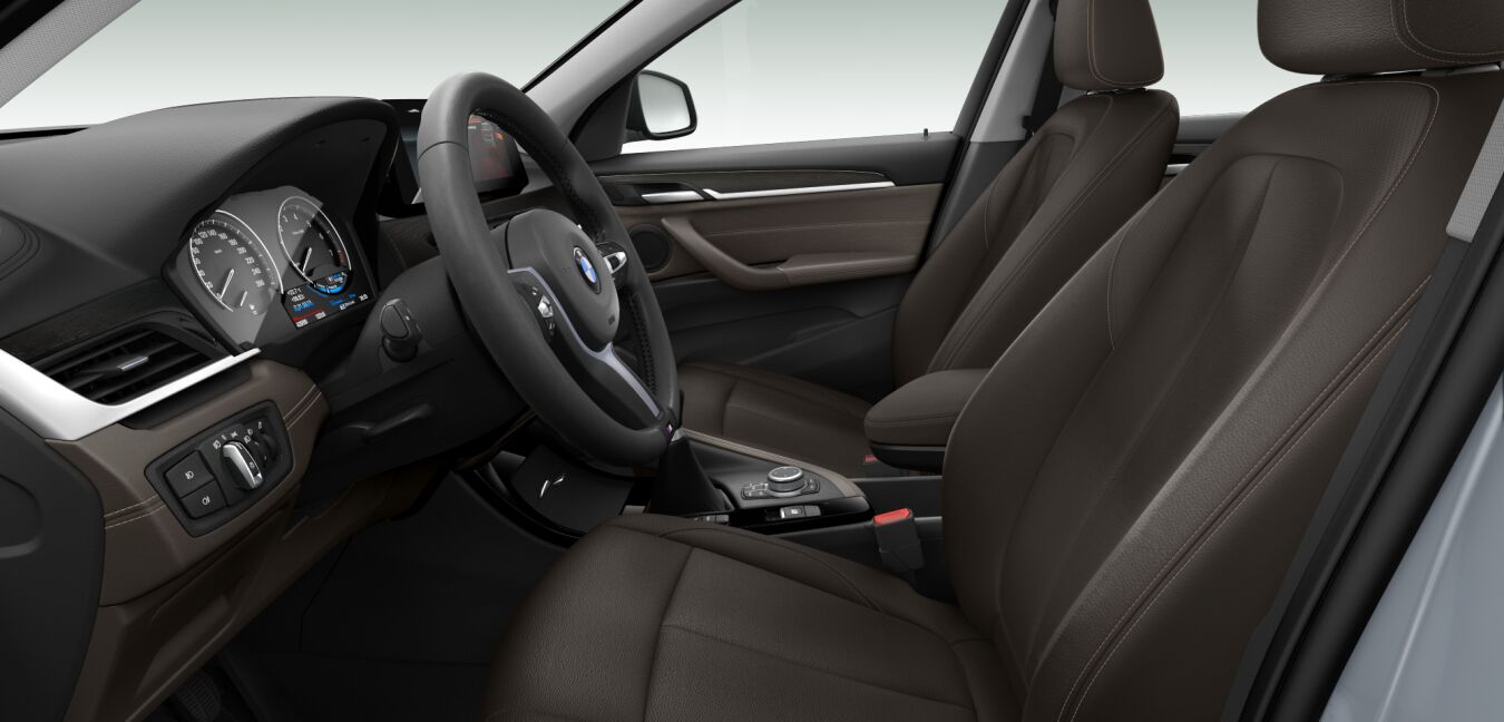 BMW BMW X im Innenraum seitlich BMW BMW X im Innenraum seitlich