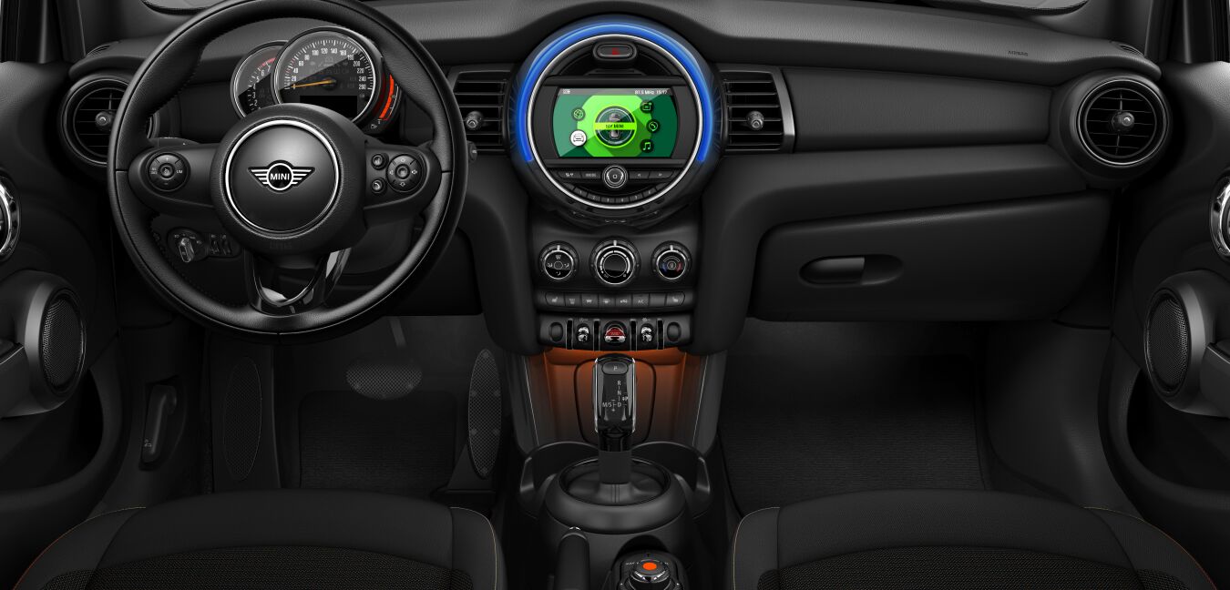 MINI MINI 5-Türer im Innenraum von vorne