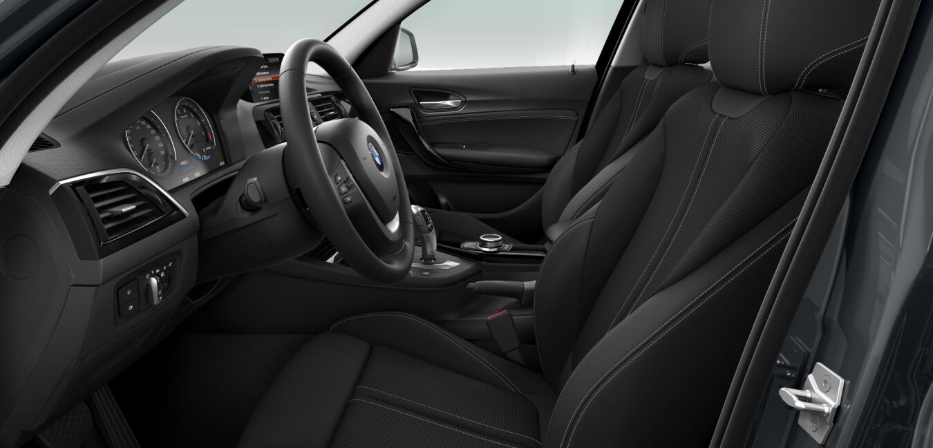 BMW BMW 1er im Innenraum seitlich BMW BMW 1er im Innenraum seitlich