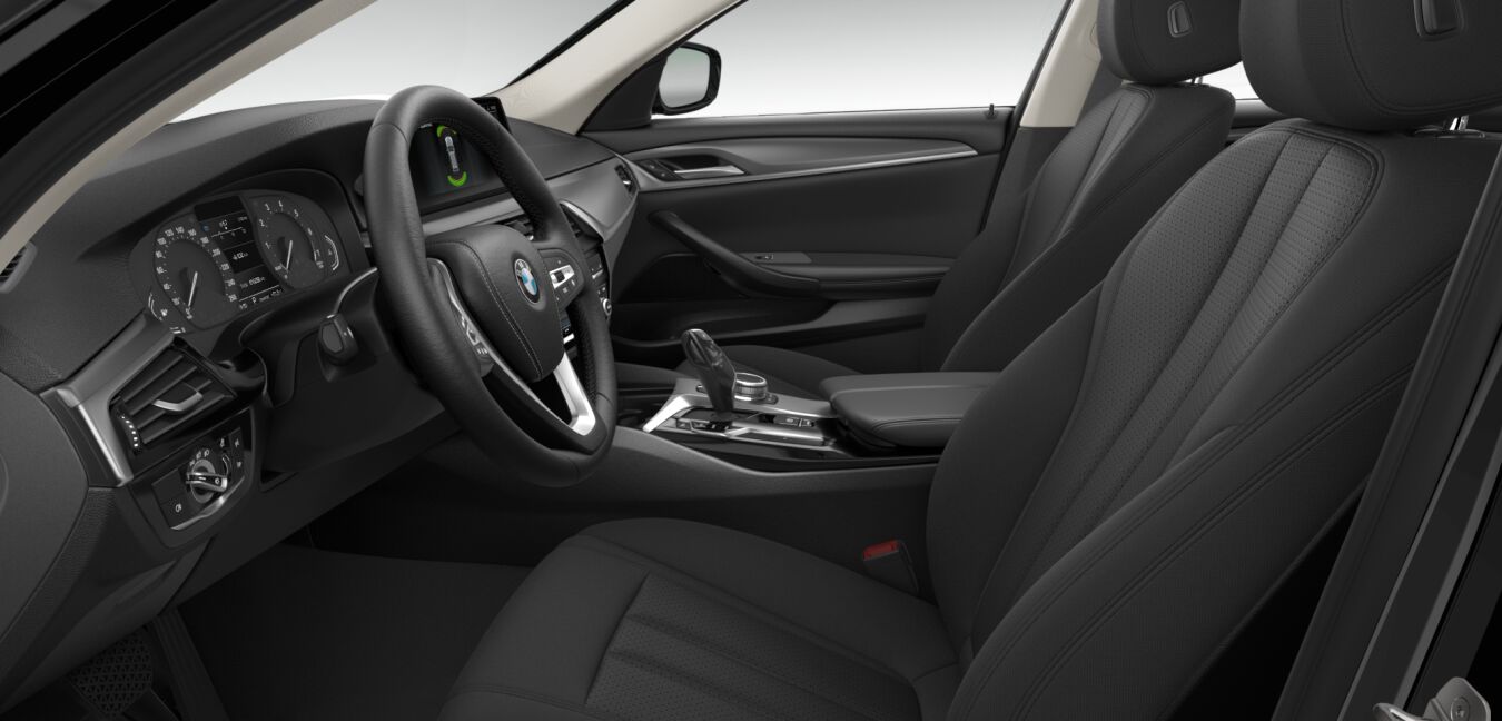 BMW BMW 5er im Innenraum seitlich BMW BMW 5er im Innenraum seitlich