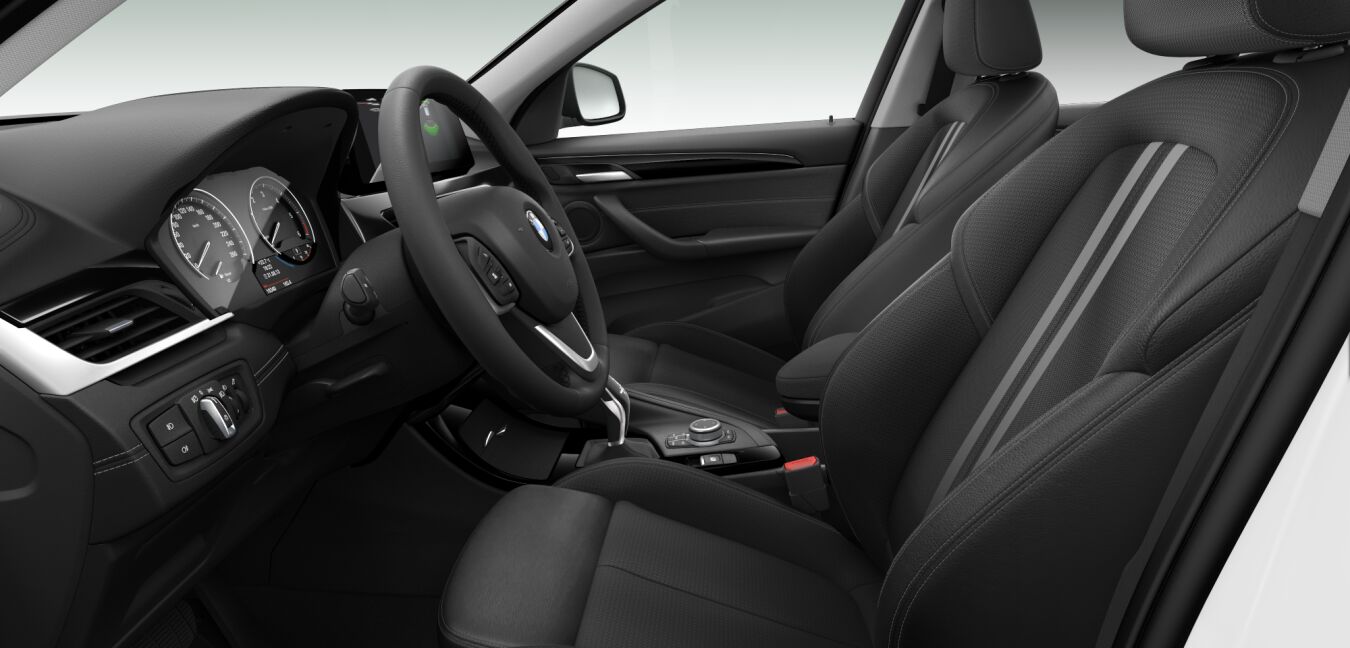 BMW BMW X im Innenraum seitlich BMW BMW X im Innenraum seitlich