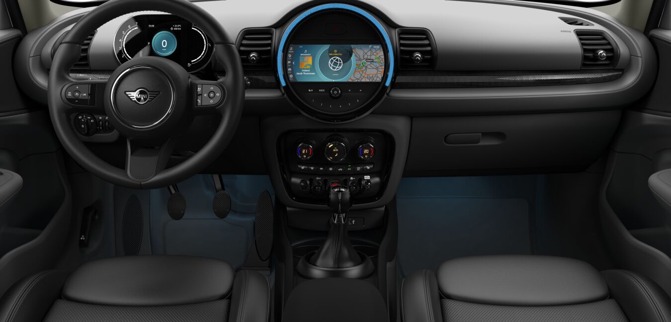 MINI MINI Clubman im Innenraum von vorne MINI MINI Clubman im Innenraum von vorne