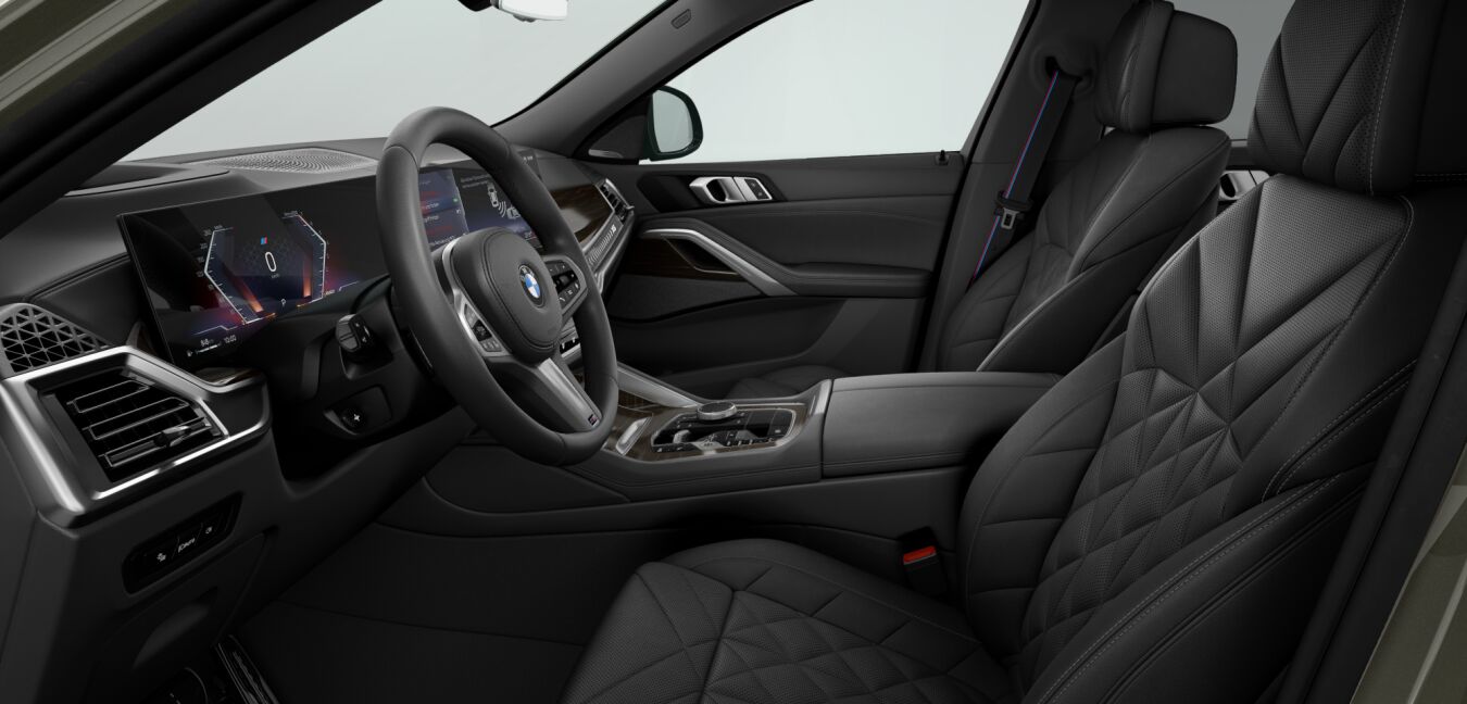 BMW BMW X im Innenraum seitlich