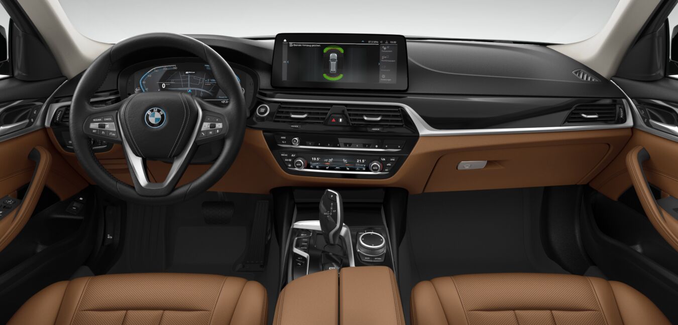 BMW BMW 5er im Innenraum von vorne
