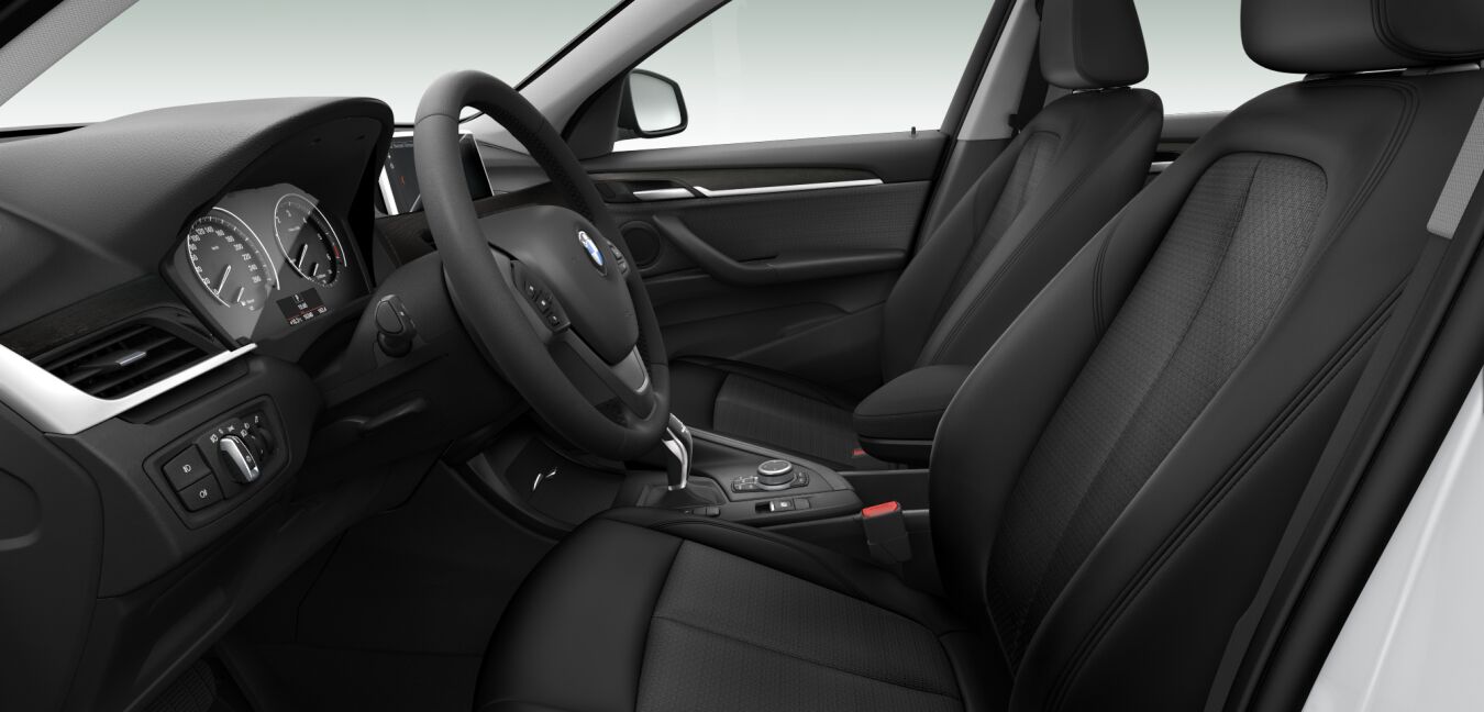 BMW BMW X im Innenraum seitlich BMW BMW X im Innenraum seitlich