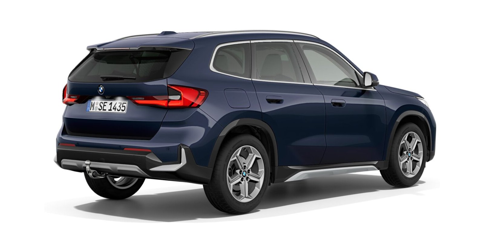 BMW BMW X in Blau von hinten