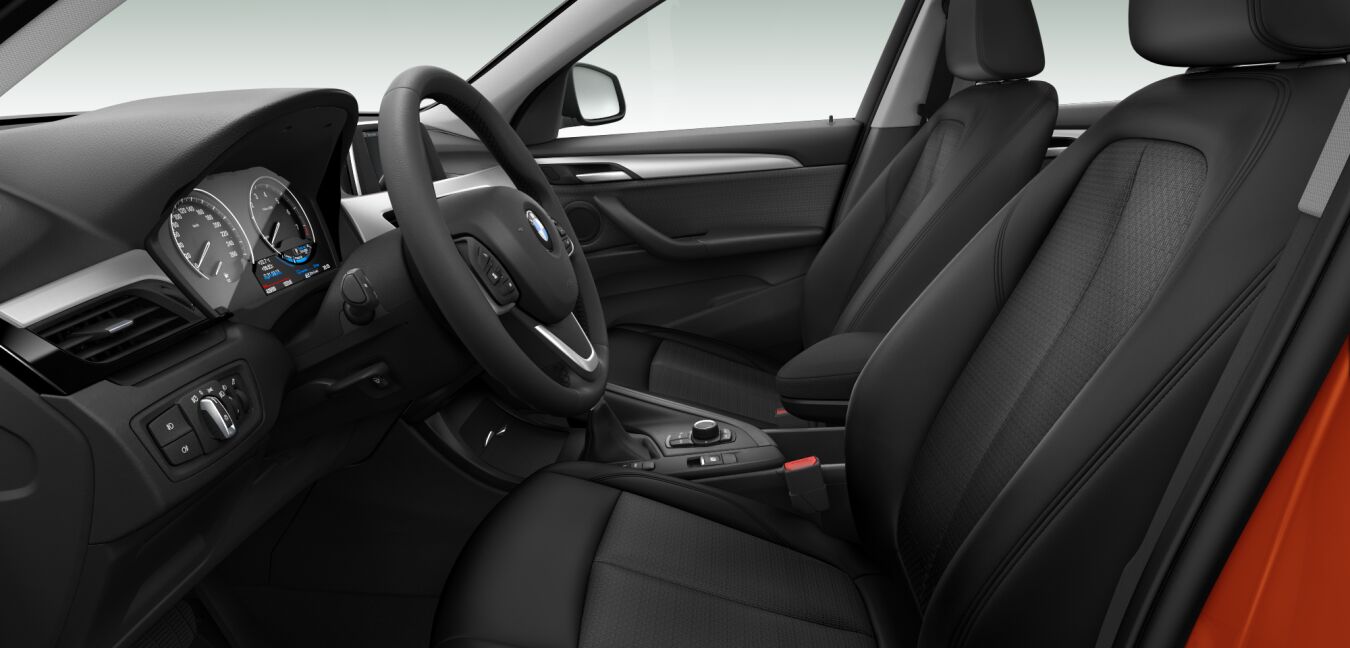 BMW BMW X im Innenraum seitlich BMW BMW X im Innenraum seitlich