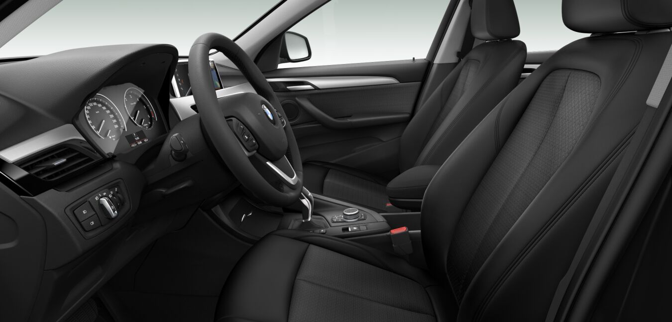 BMW BMW X im Innenraum seitlich