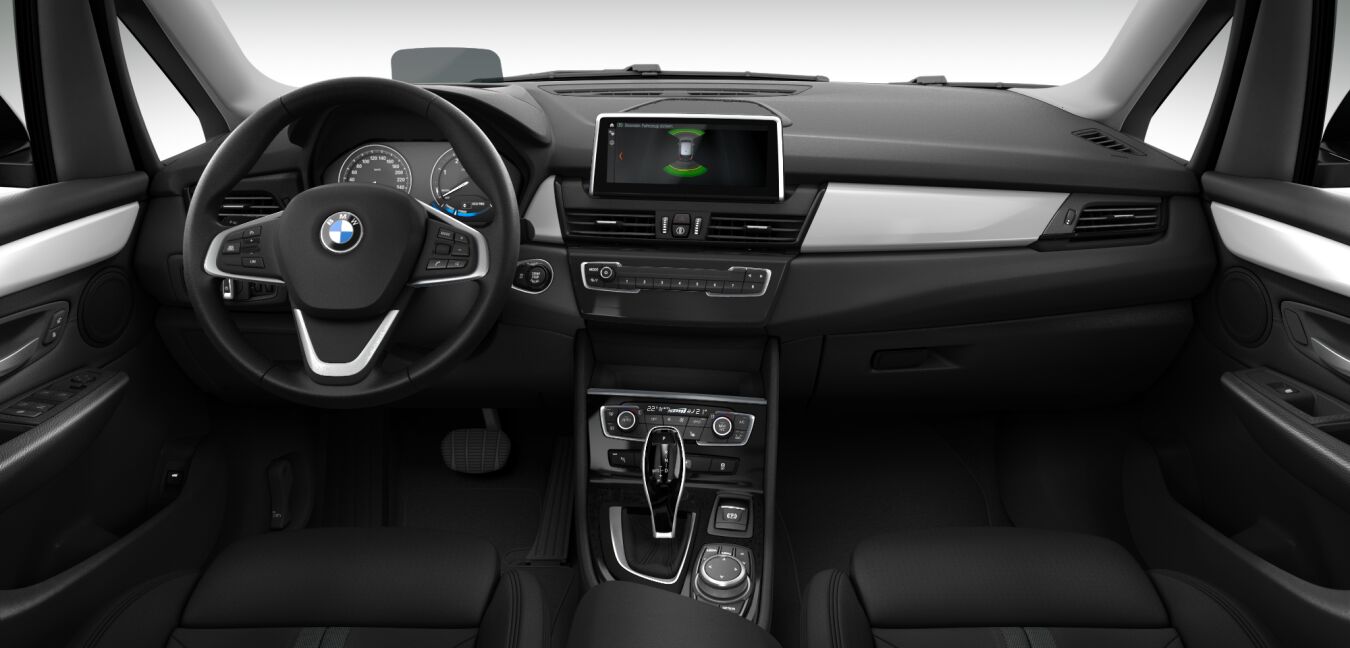 BMW BMW 2er im Innenraum von vorne BMW BMW 2er im Innenraum von vorne
