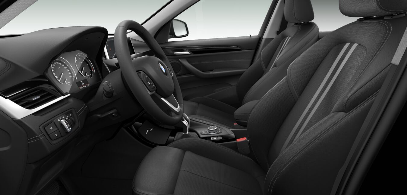 BMW BMW X im Innenraum seitlich BMW BMW X im Innenraum seitlich