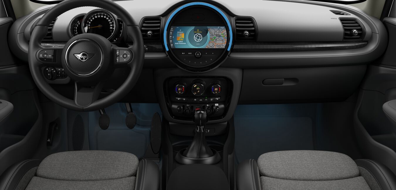 MINI MINI Clubman im Innenraum von vorne
