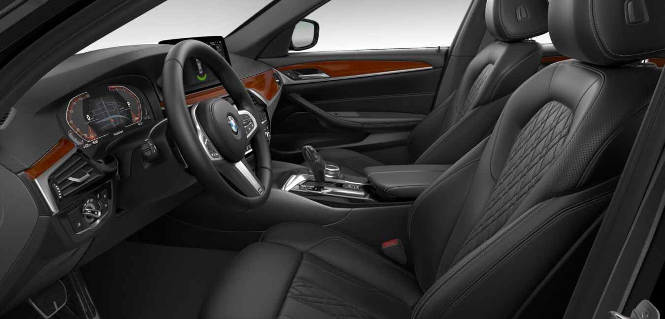 BMW BMW 5er im Innenraum seitlich