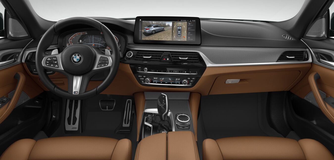 BMW BMW 5er im Innenraum von vorne