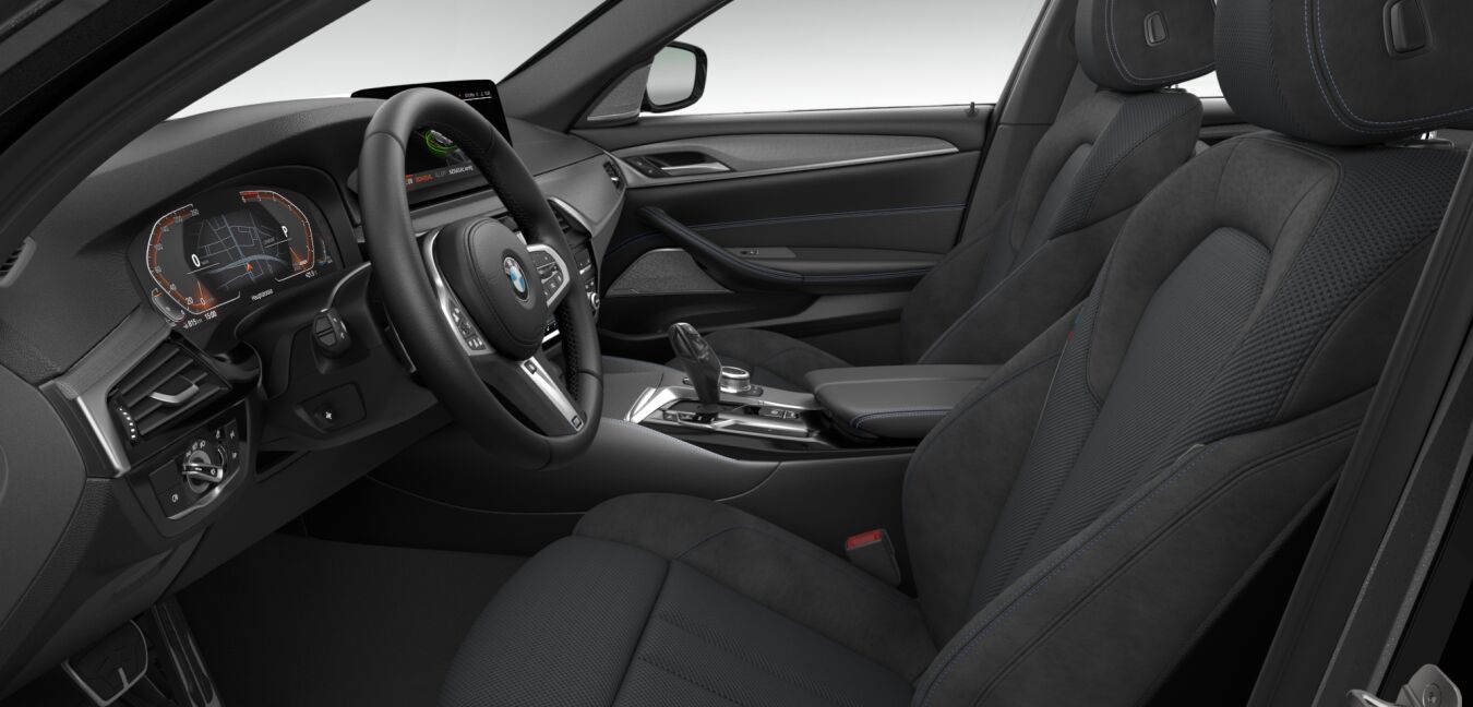 BMW BMW 5er im Innenraum seitlich BMW BMW 5er im Innenraum seitlich
