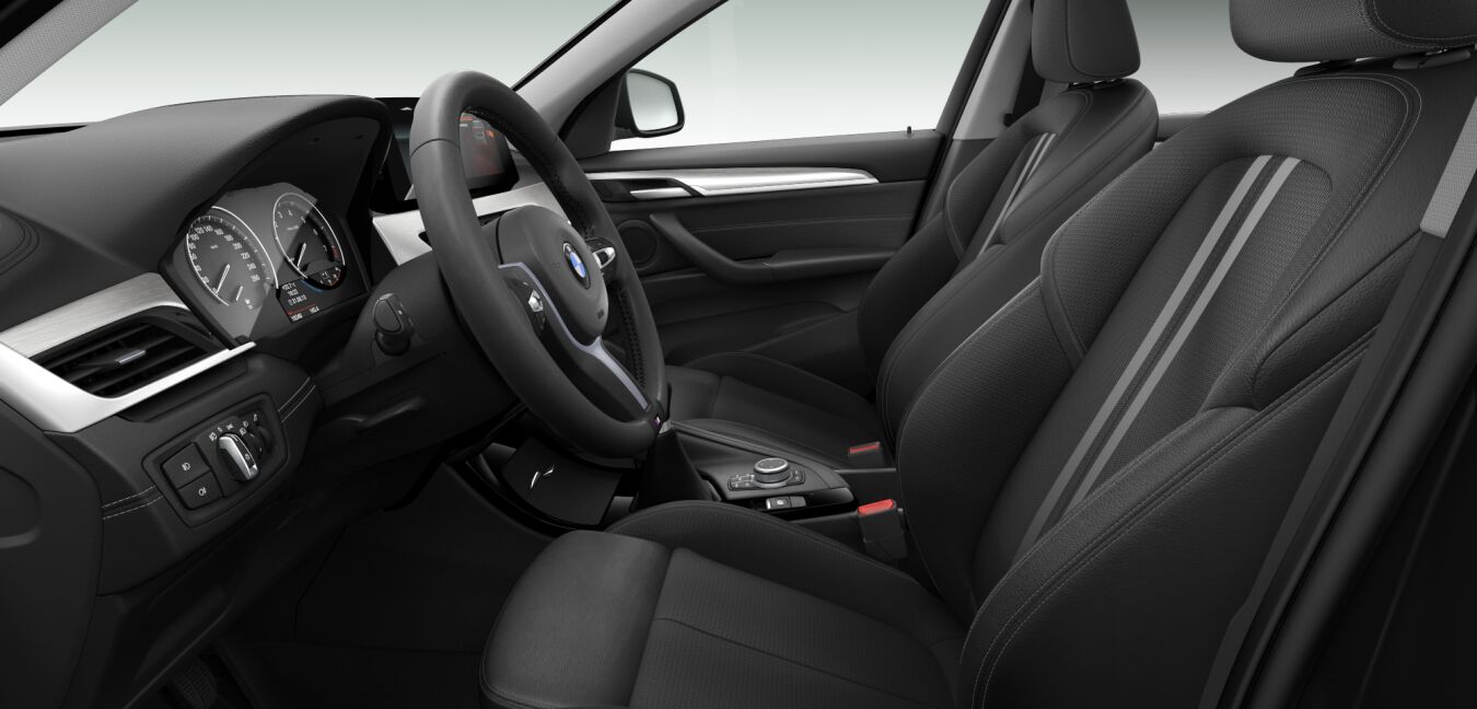 BMW BMW X im Innenraum seitlich