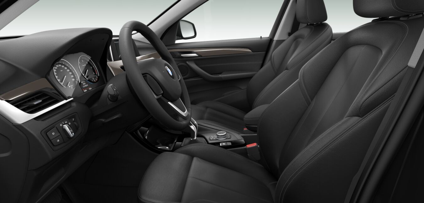 BMW BMW X im Innenraum seitlich BMW BMW X im Innenraum seitlich