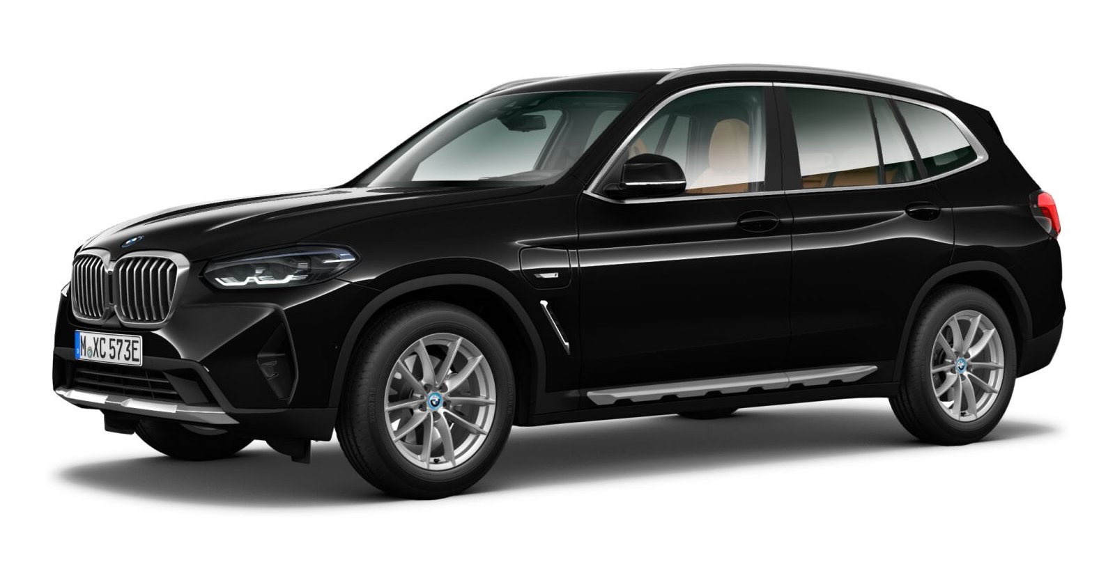 BMW X3 xDrive 30e in Schwarz von vorne BMW X3 xDrive 30e in Schwarz von vorne