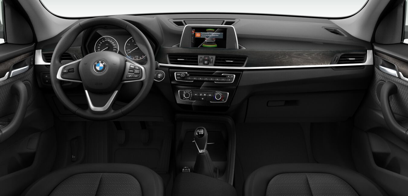 BMW BMW X im Innenraum von vorne