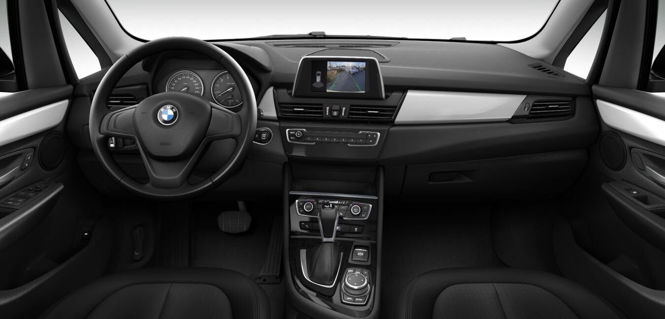 BMW BMW 2er im Innenraum von vorne