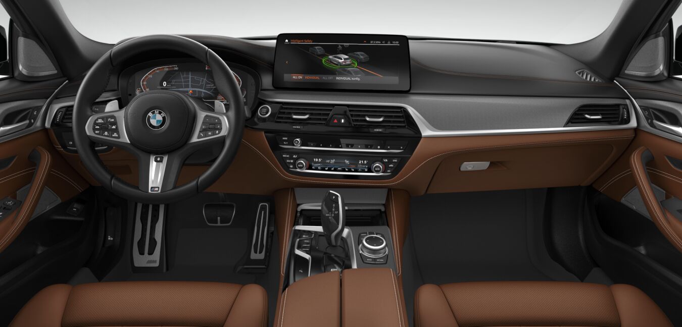 BMW BMW 5er im Innenraum von vorne BMW BMW 5er im Innenraum von vorne