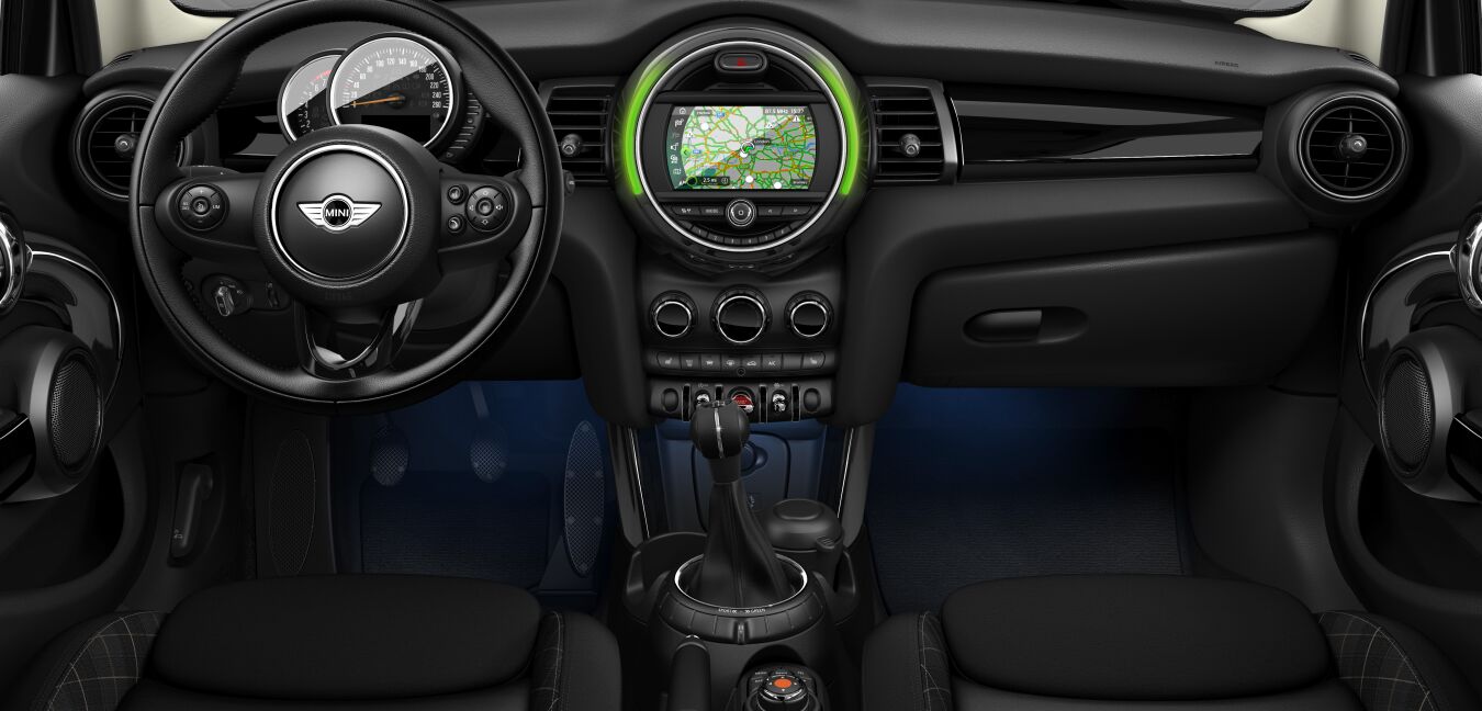 MINI MINI 5-Türer im Innenraum von vorne