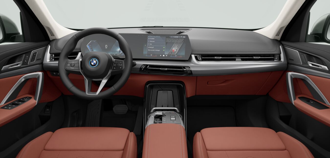 BMW BMW X im Innenraum von vorne