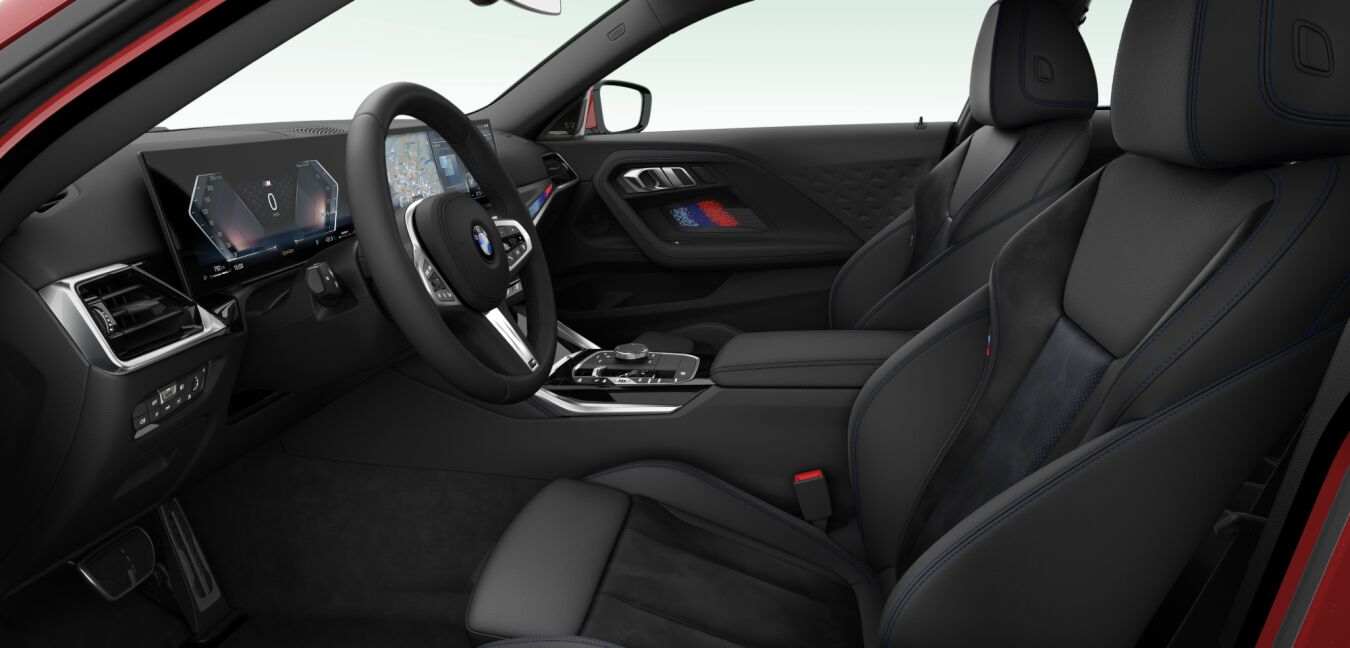 BMW BMW 2er im Innenraum seitlich BMW BMW 2er im Innenraum seitlich