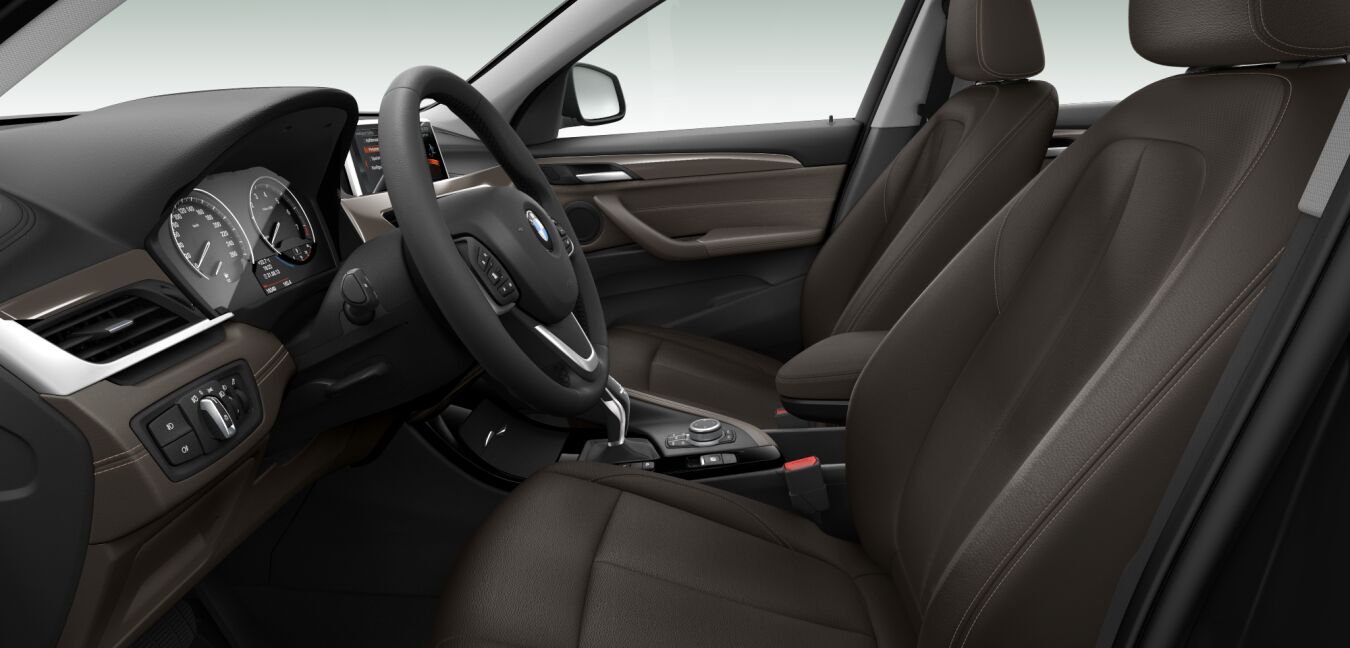 BMW BMW X im Innenraum seitlich BMW BMW X im Innenraum seitlich