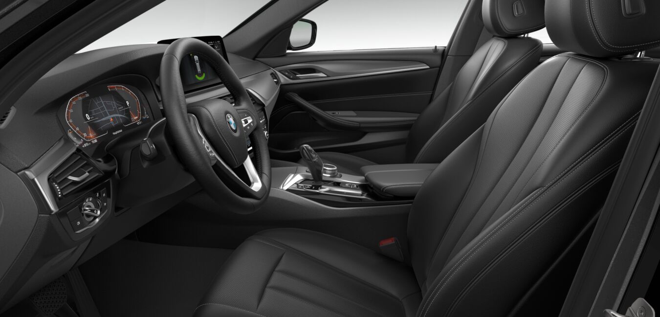 BMW BMW 5er im Innenraum seitlich BMW BMW 5er im Innenraum seitlich