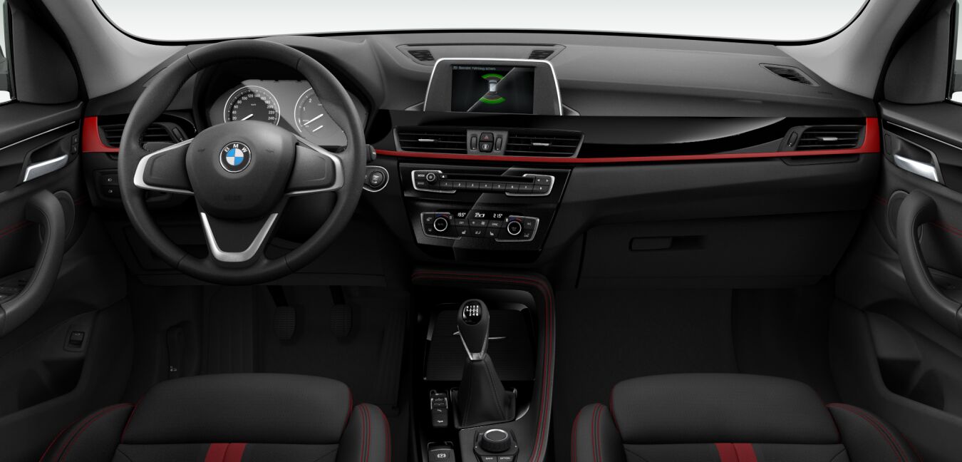 BMW BMW X im Innenraum von vorne