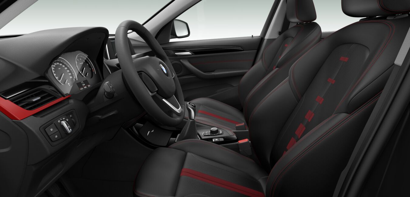 BMW BMW X im Innenraum seitlich