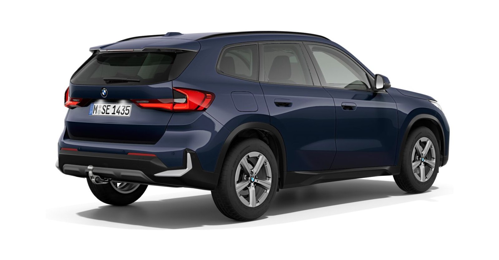 BMW BMW X in Blau von hinten